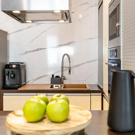 Park Angelinum-klimatizacia, Vyrobnik Ladu Apartament *