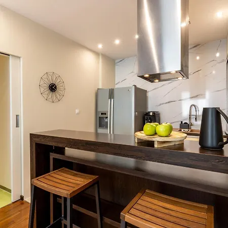 Park Angelinum-klimatizacia, Vyrobnik Ladu Apartament