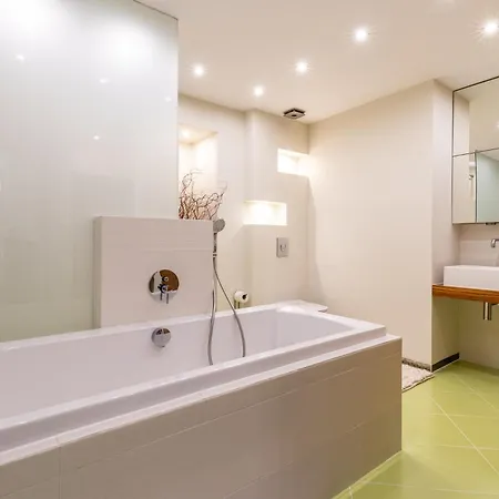 Apartament Park Angelinum-klimatizacia, Vyrobnik Ladu *