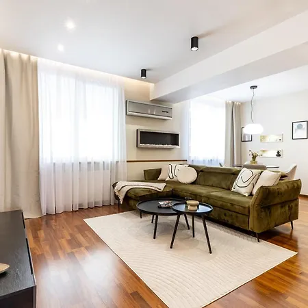 Park Angelinum-klimatizácia, Výrobnik ľadu *