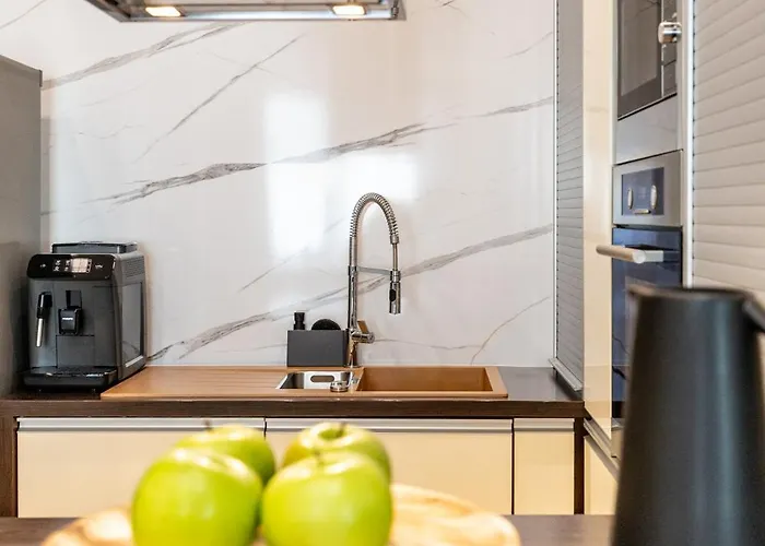 Park Angelinum-klimatizacia, Vyrobnik Ladu Апартаменты *