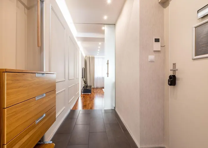 Park Angelinum-klimatizacia, Vyrobnik Ladu * Kösice