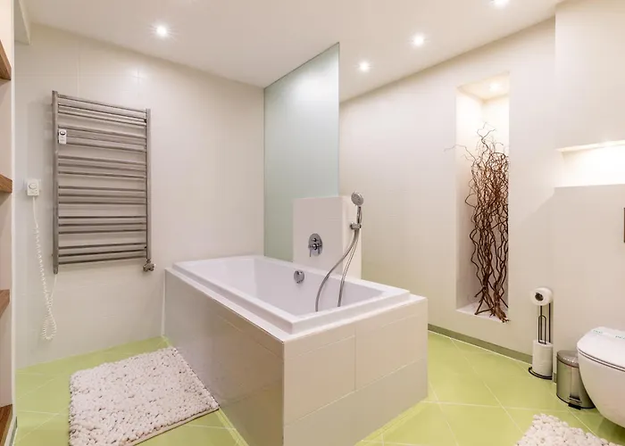 Park Angelinum-klimatizacia, Vyrobnik Ladu Appartement